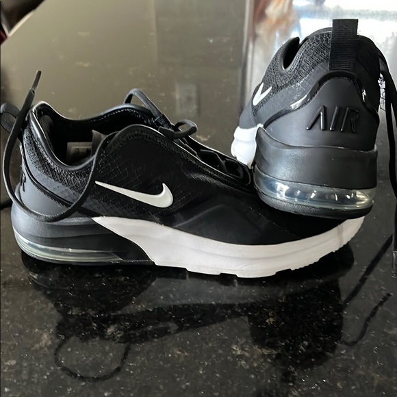 Nike air max motion 2 - Picture 1 of 9